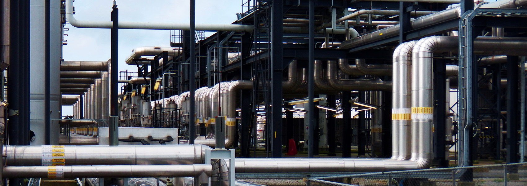 Blomsma signs contract safety signage TAQA