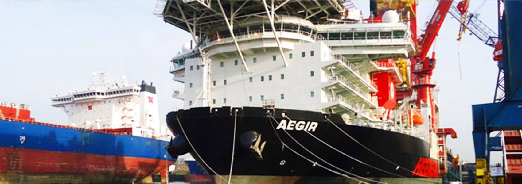 Blomsma Team to Singapore for maintenance DCV Aegir
