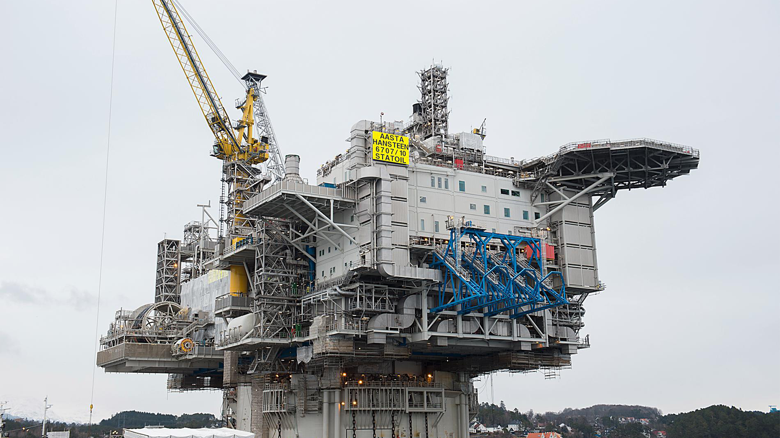 Aasta Hansteen Platform Identification panels by Blomsma Signs & Safety
