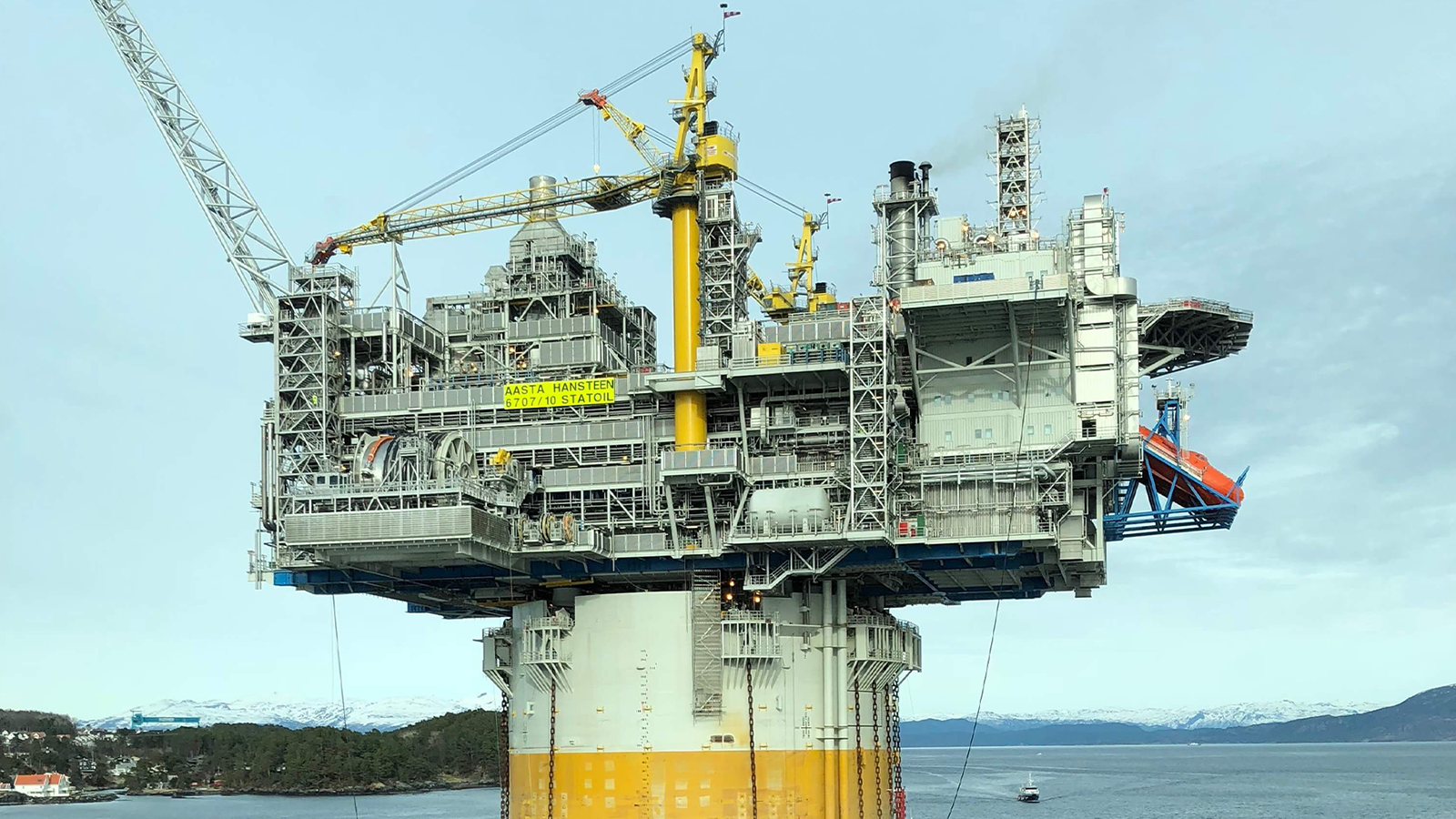Aasta Hansteen Platform Identification panels by Blomsma Signs & Safety
