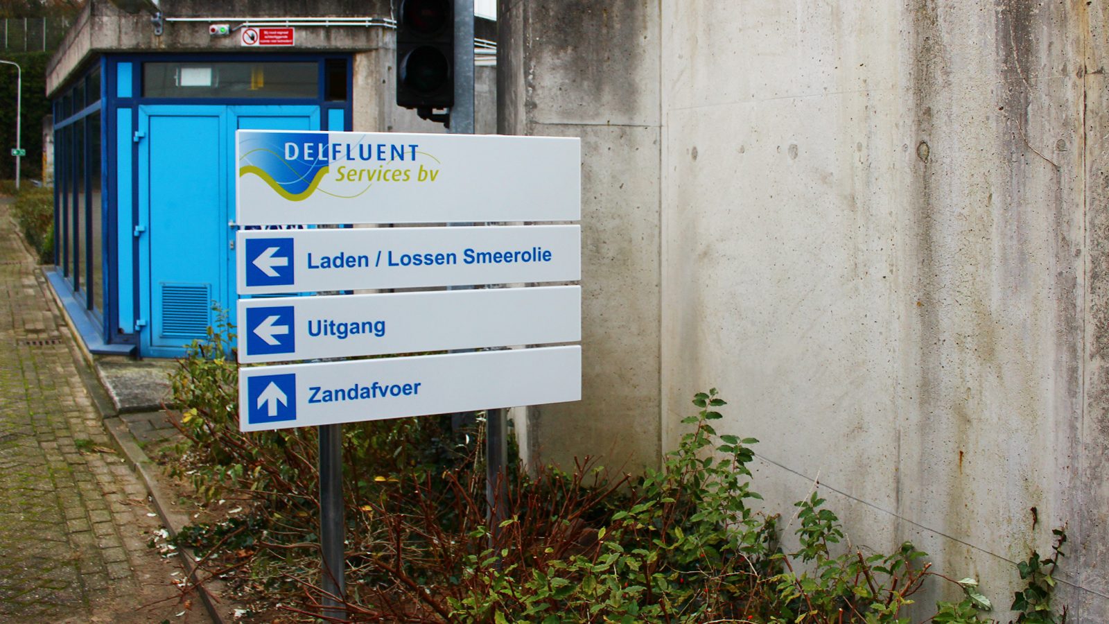 Access signs Delfluent water purification plant Blomsma Signs & Safety