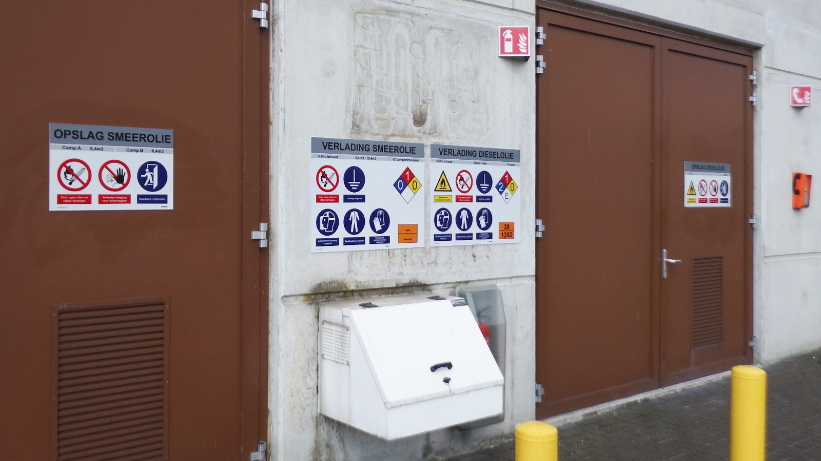 Safety signage and composite signage Delfluent water purification plant Blomsma Signs & Safety