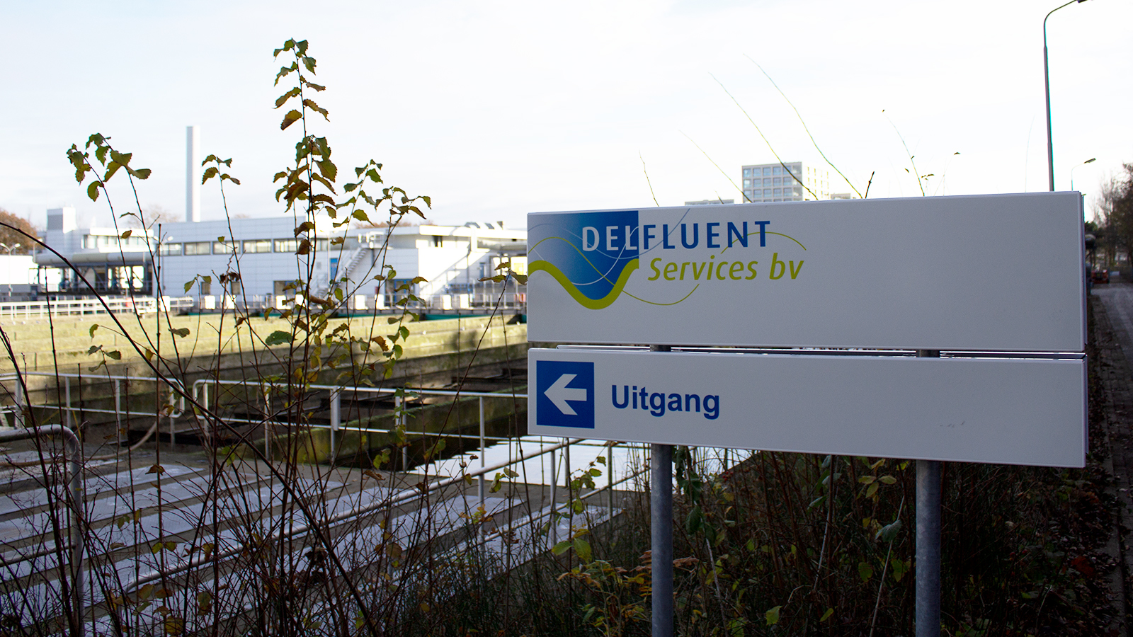 Access signs Delfluent water purification plant Blomsma Signs & Safety