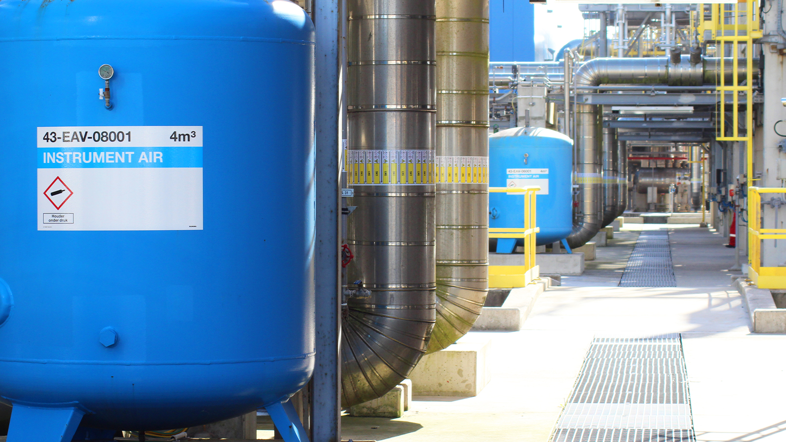Gate Terminal tank marking by Blomsma Signs & Safety