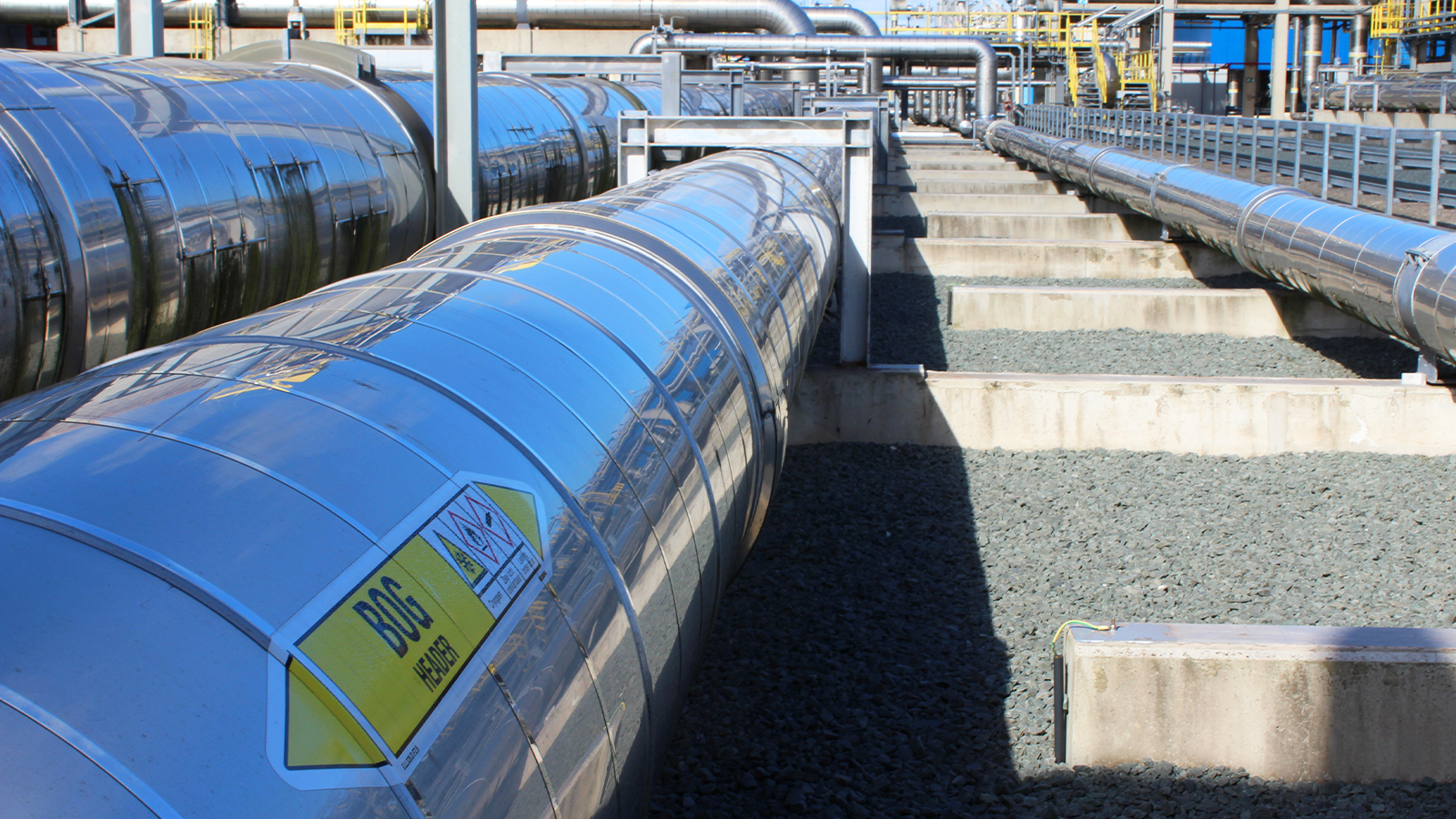 Gate Terminal pipe marking by Blomsma Signs & Safety