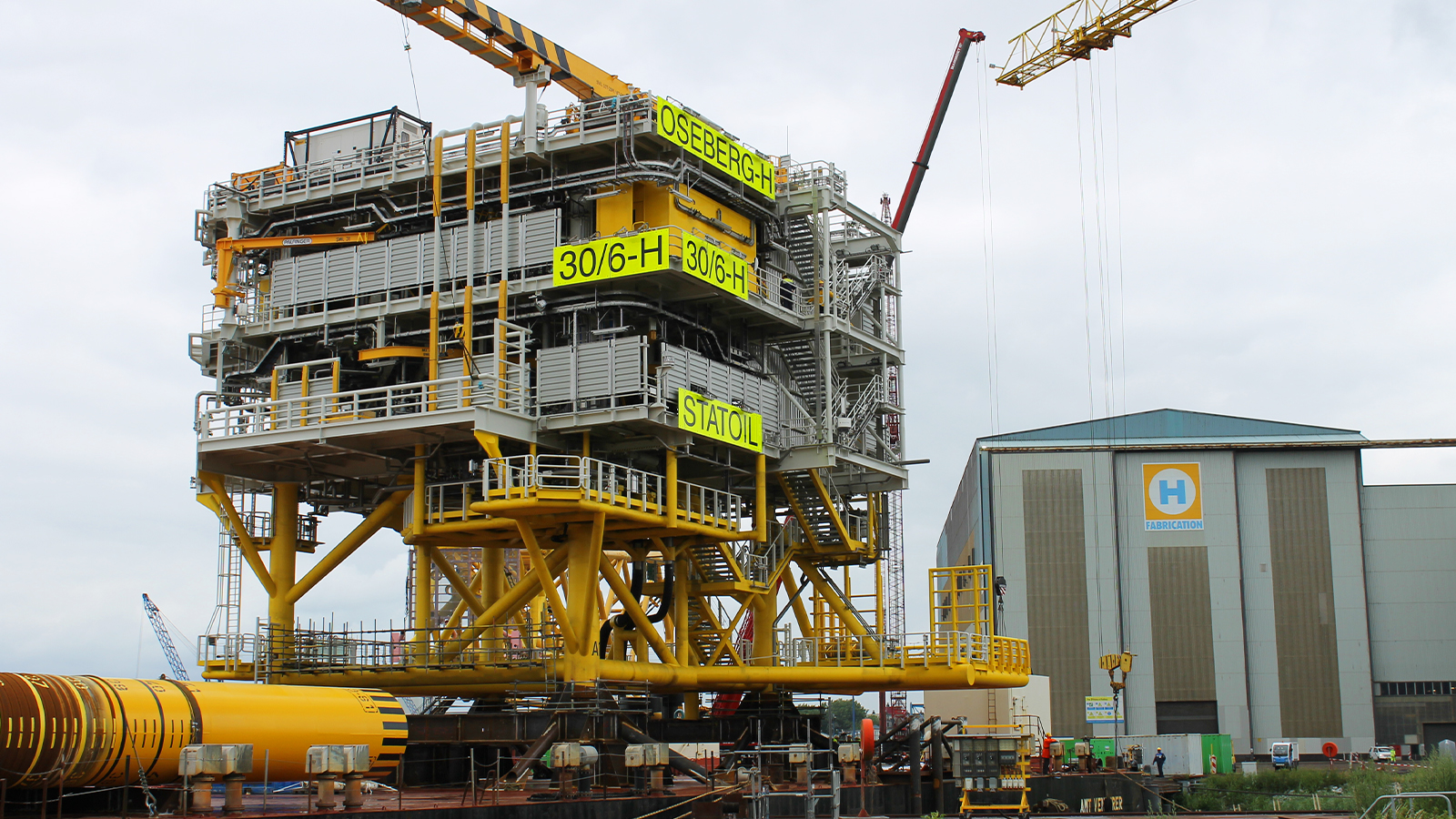 Platform identification Oseberg Vestflanken 2 platform by Blomsma Signs & Safety