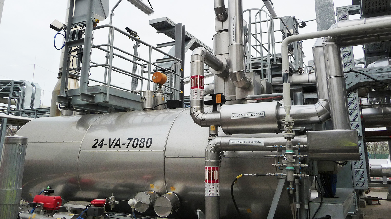 PolyesPro Pipe Marking and Process identification AVR by Blomsma Signs & Safety