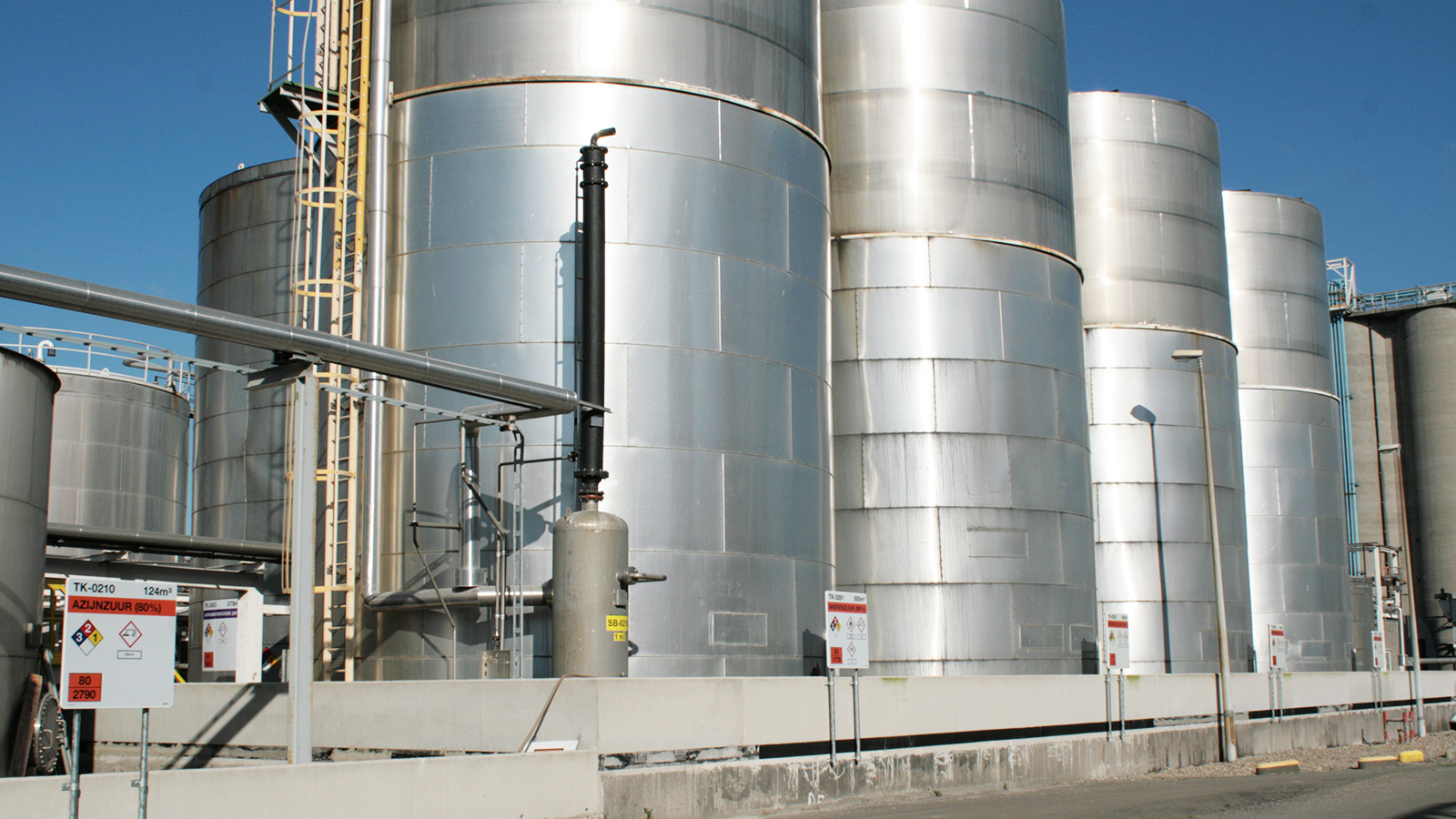 Tank Marking TPT Terneuzen by Blomsma Signs & Safety