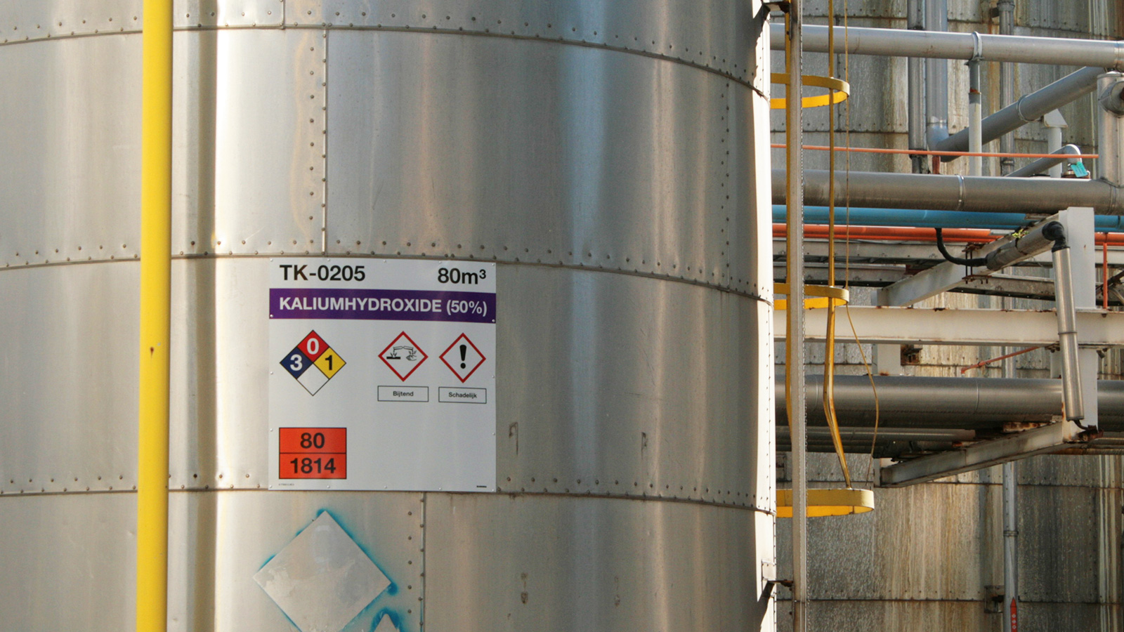 Tank Marking TPT Terneuzen by Blomsma Signs & Safety