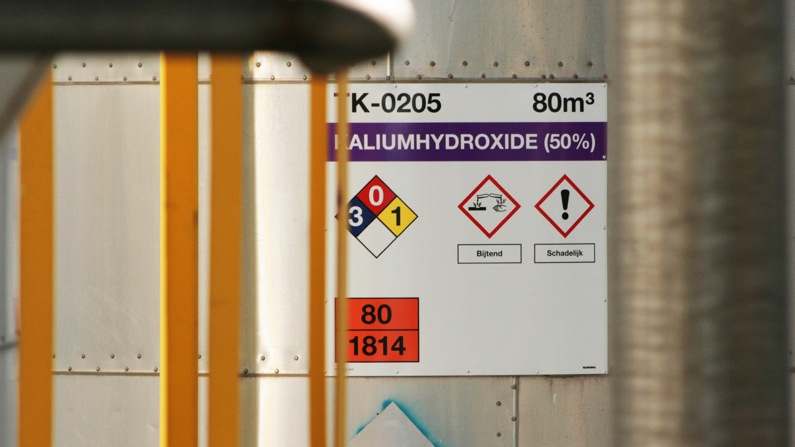 Tank Marking TPT Terneuzen by Blomsma Signs & Safety
