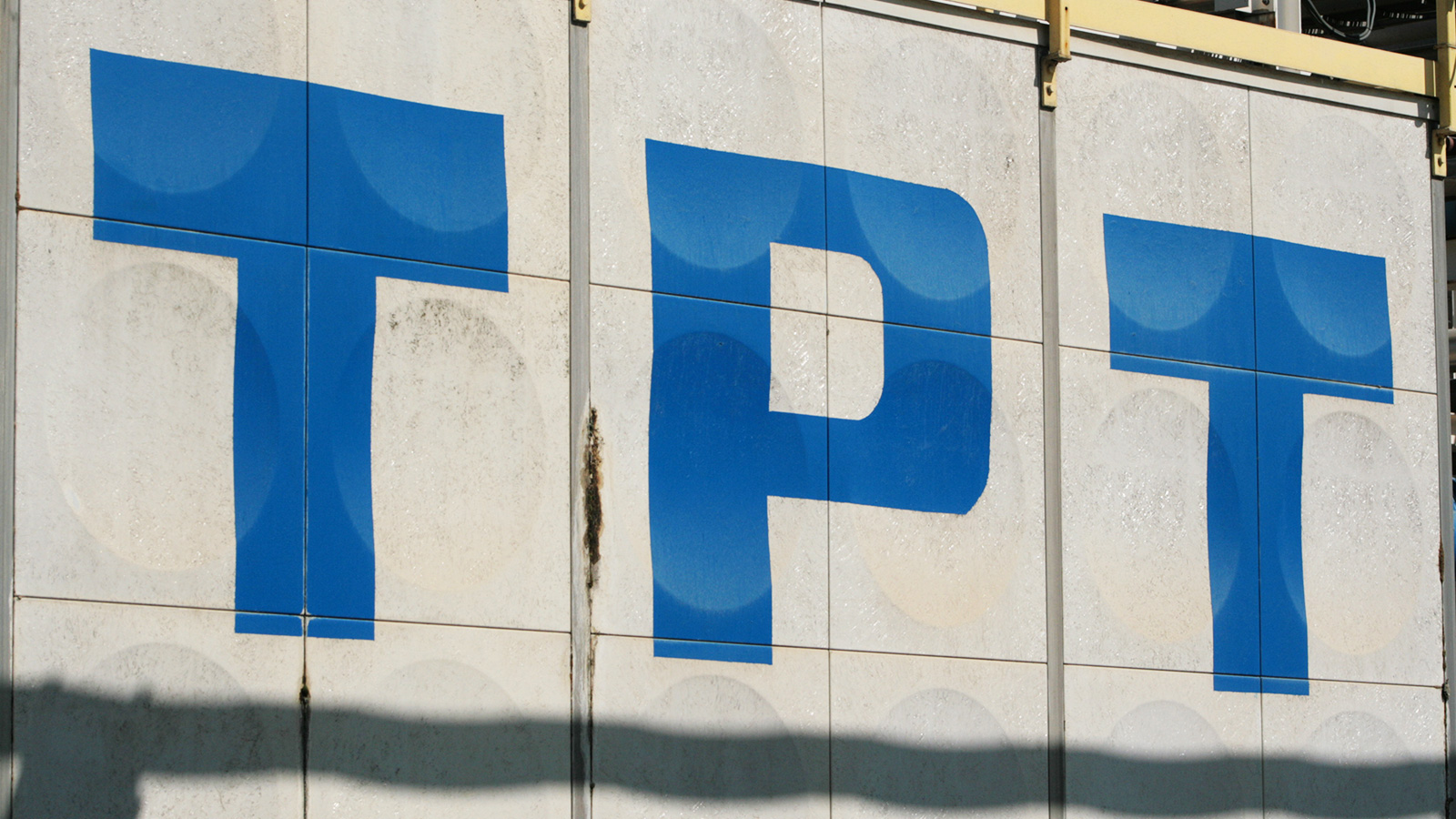 Tank Marking TPT Terneuzen by Blomsma Signs & Safety