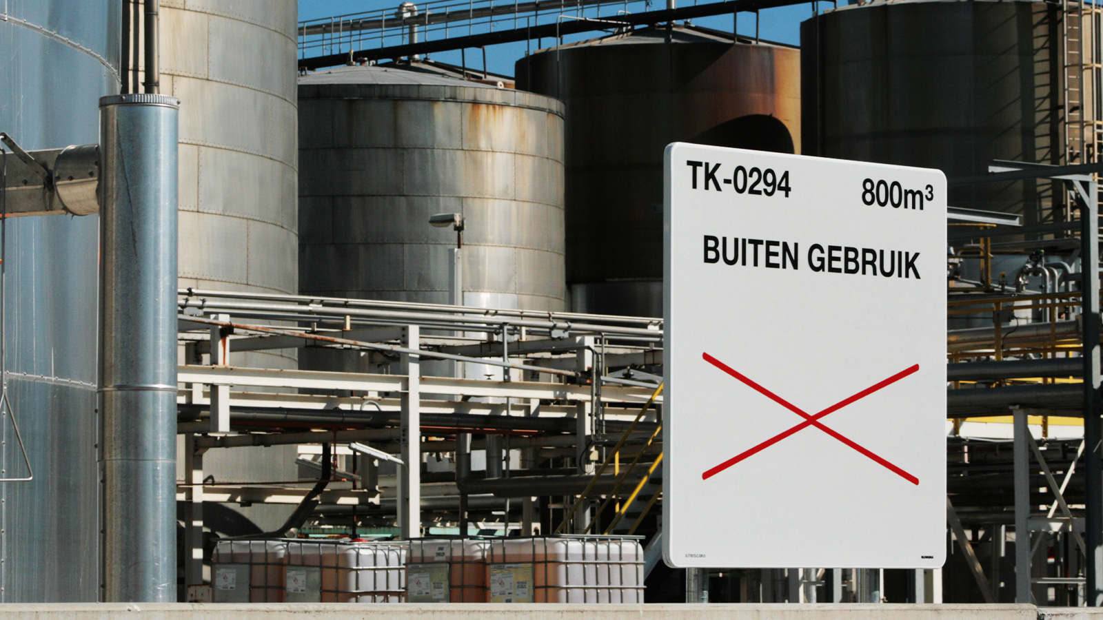 Tank Marking TPT Terneuzen by Blomsma Signs & Safety