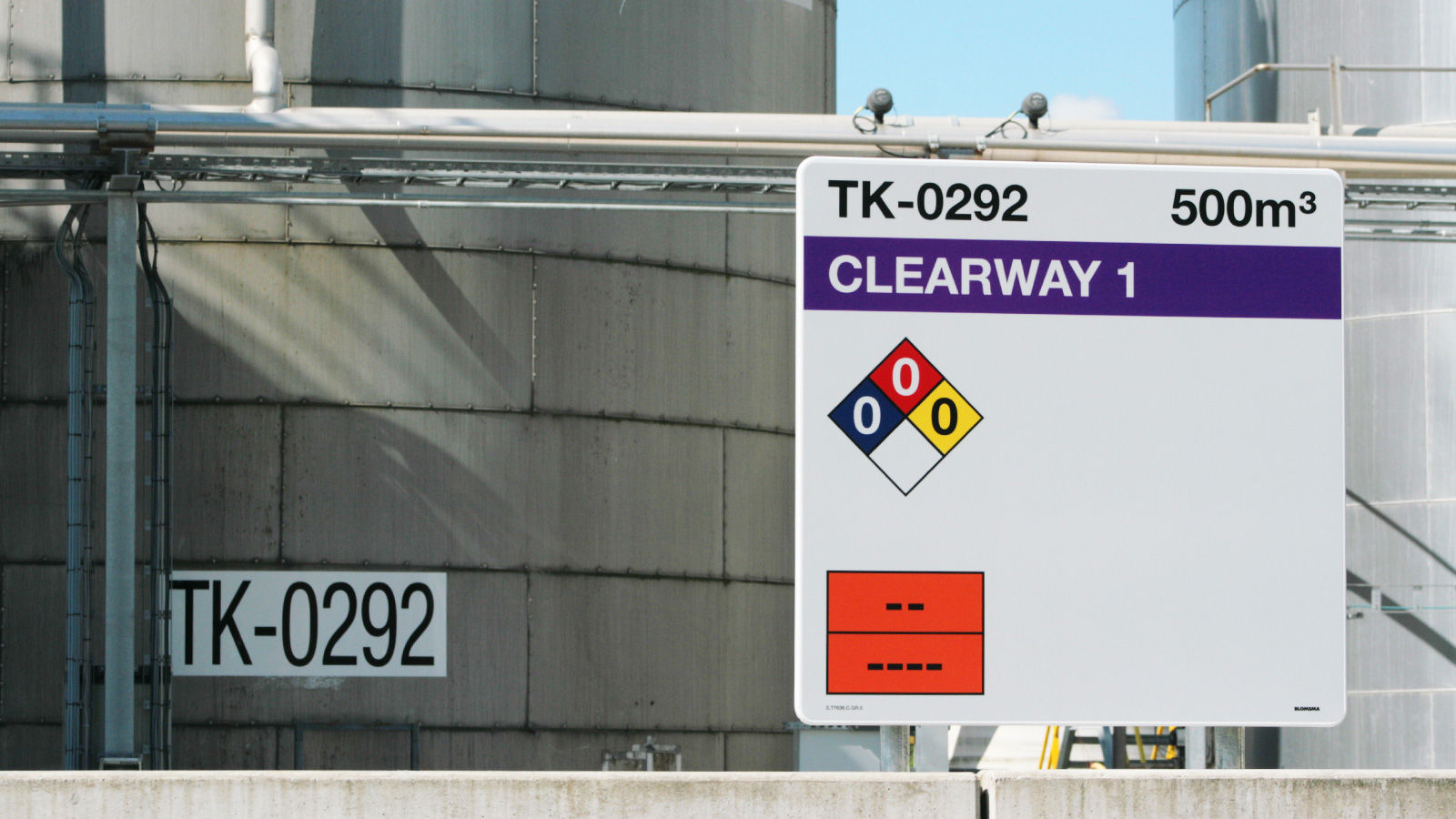 Tank Marking TPT Terneuzen by Blomsma Signs & Safety