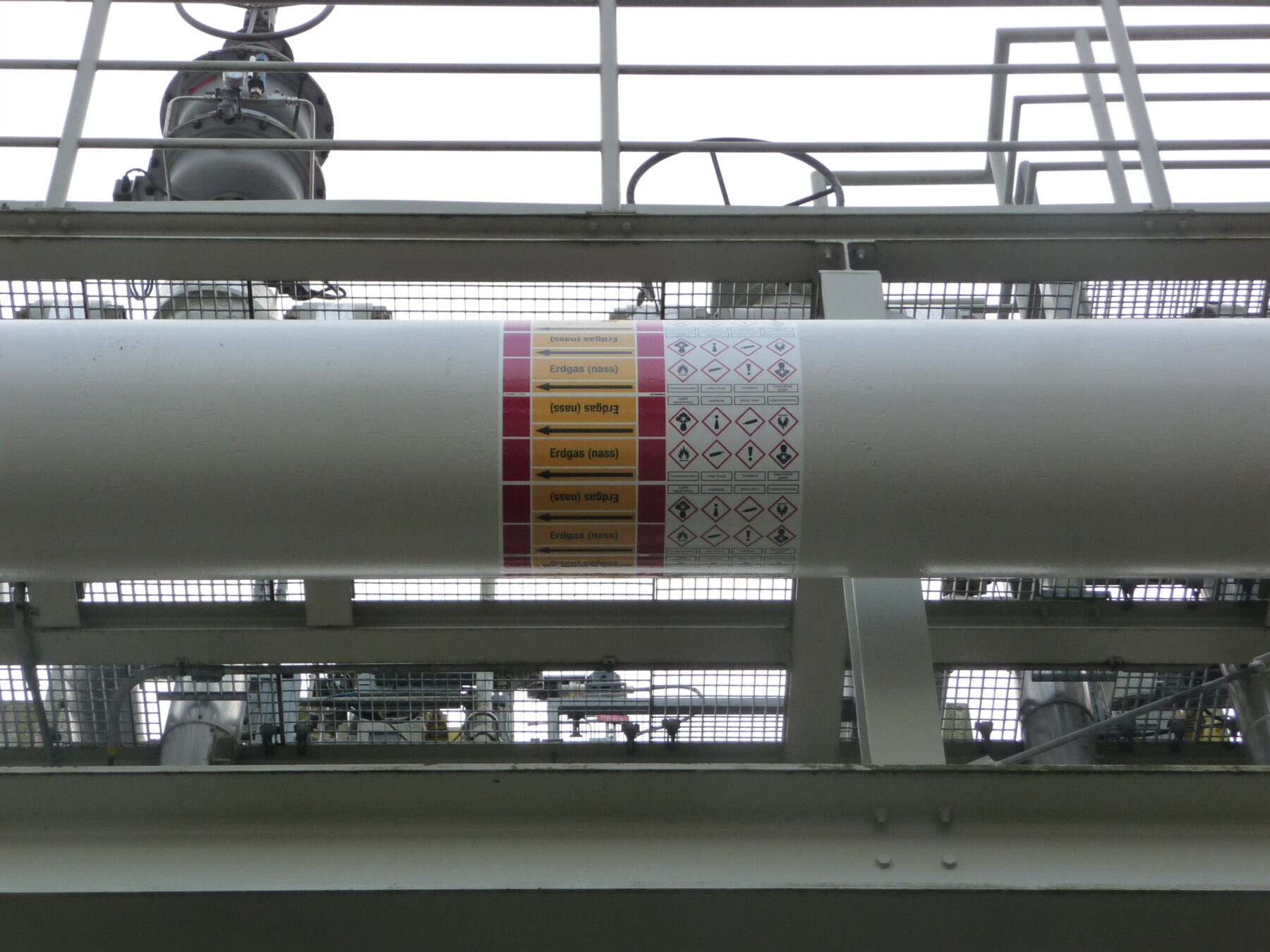 Pipe marking rules and regulations