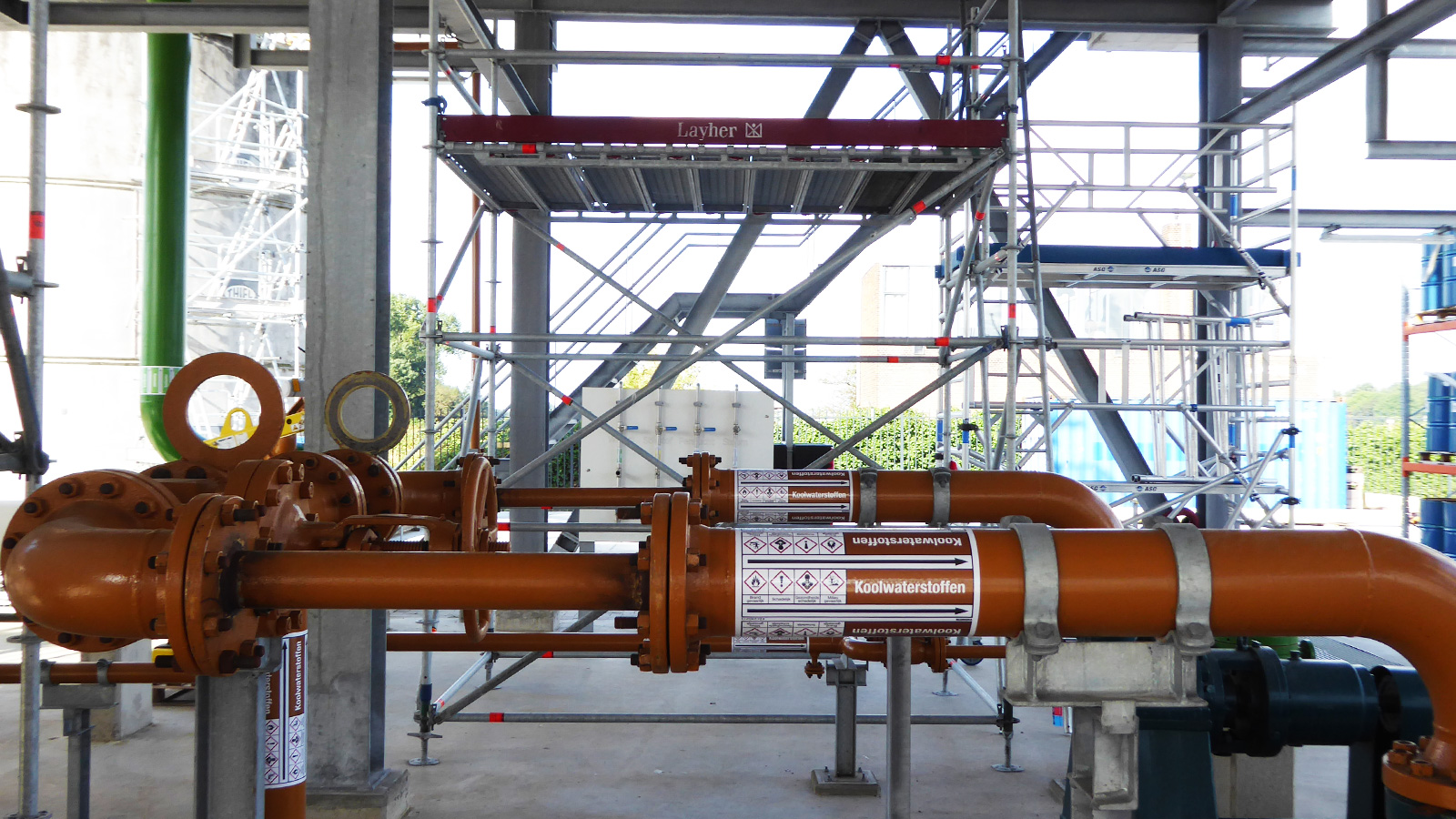 Pipe marking for RDM training plant by Blomsma Signs & Safety