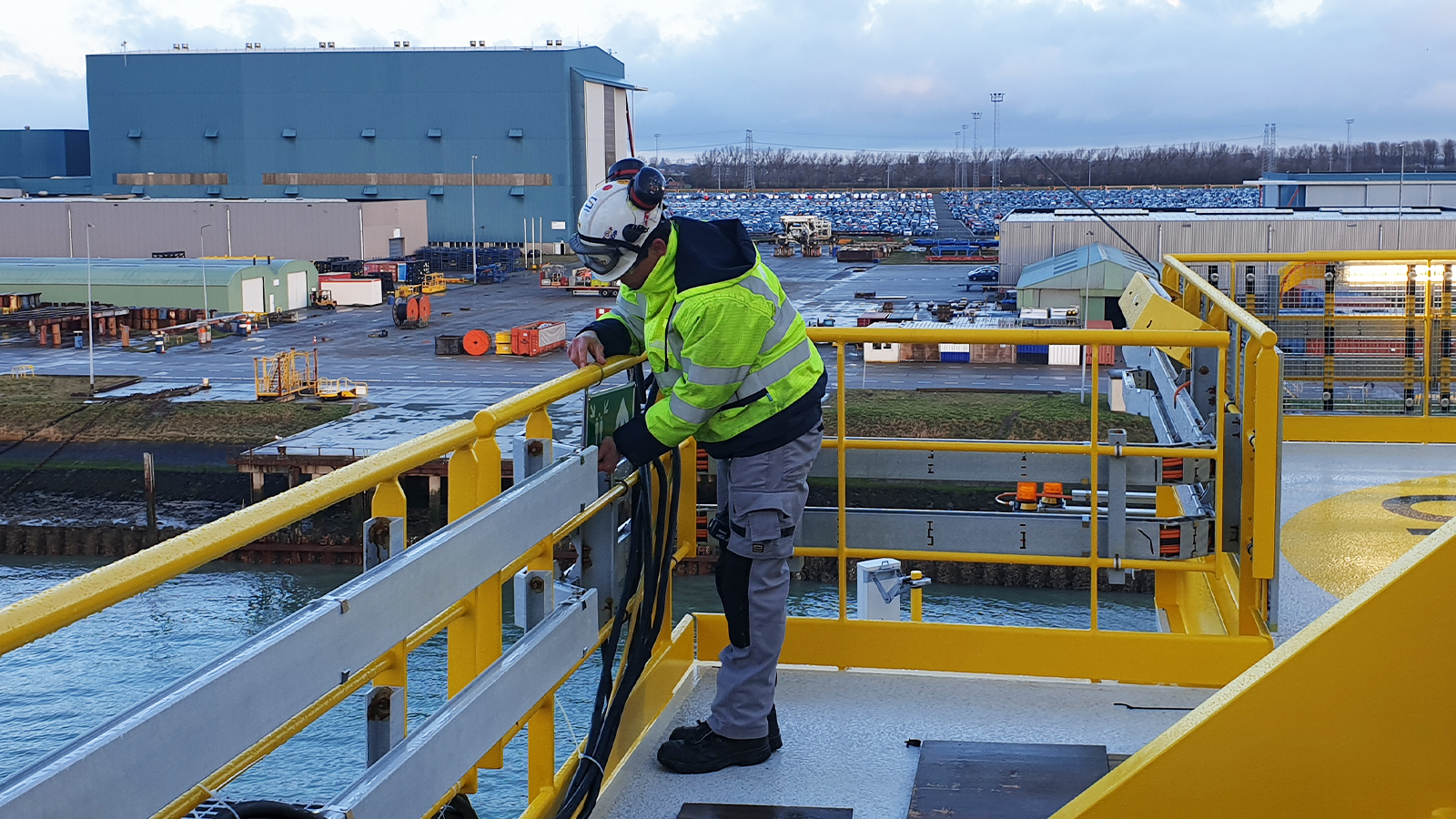 Installation Deutsche Bucht by Blomsma Signs & Safety