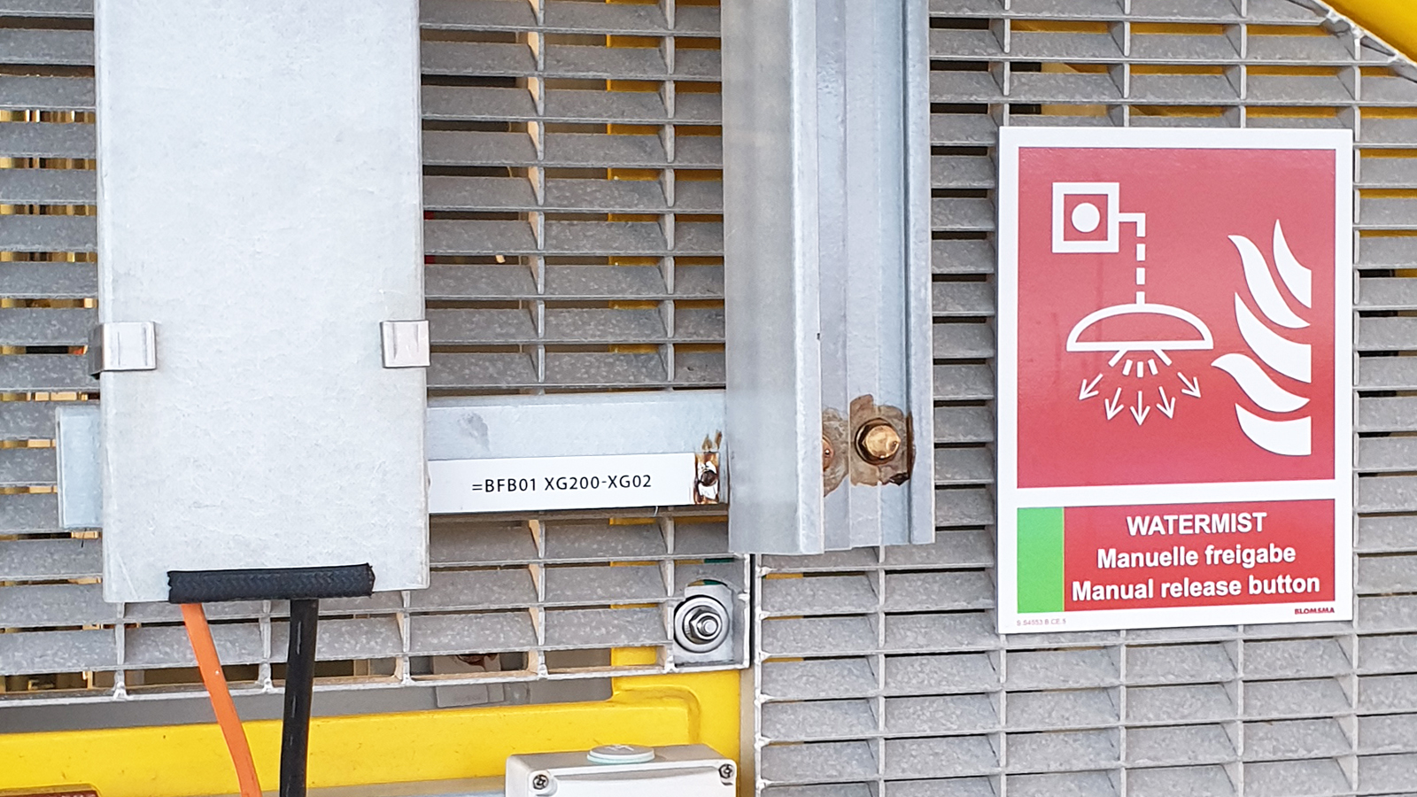 Safety Signage Deutsche Bucht by Blomsma Signs & Safety
