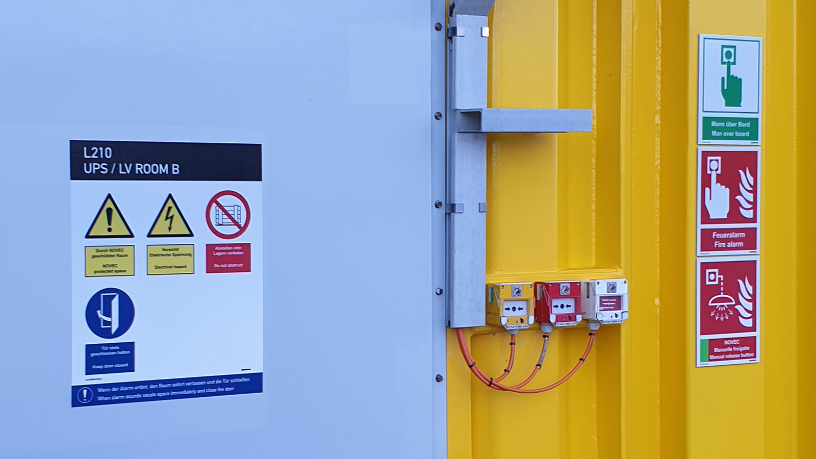 Composite signs Deutsche Bucht by Blomsma Signs & Safety