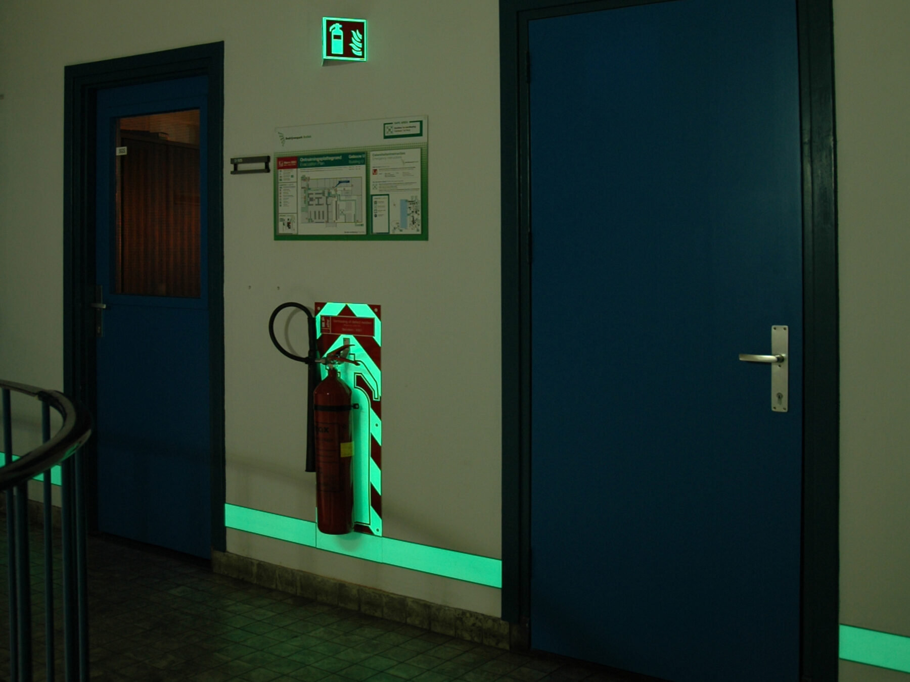 Low Location Lighting als Fluchtwegleitsystem Blomsma Signs & Safety GmbH