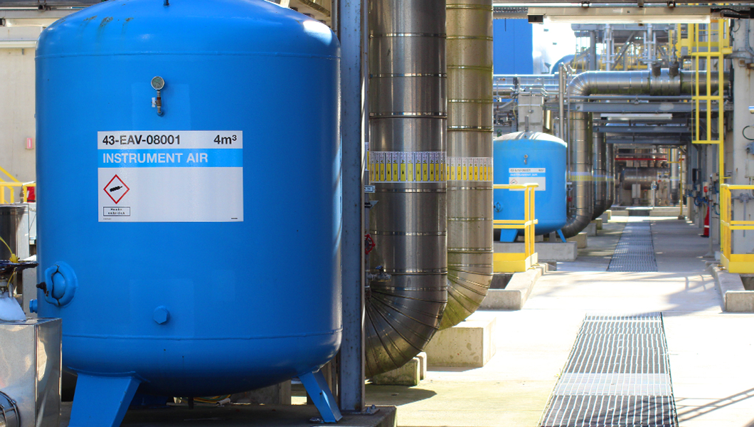 Tank marking dangerous substances 3