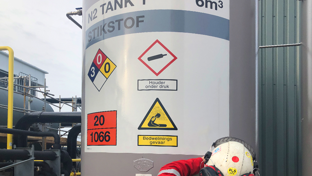 Tank marking dangerous substances 5