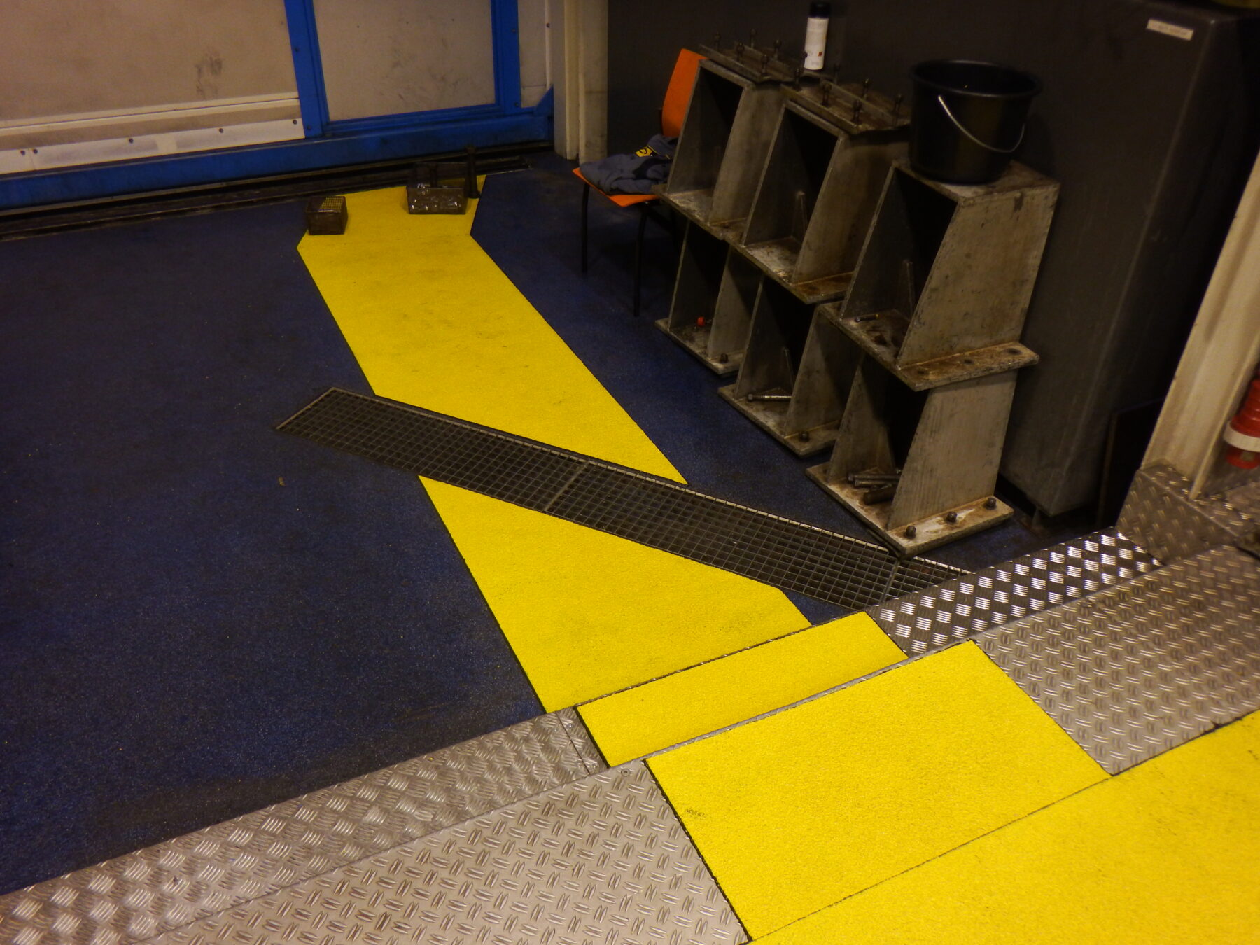 Blomsma Signs & Safety offers anti-slip material for ships and offshore locations