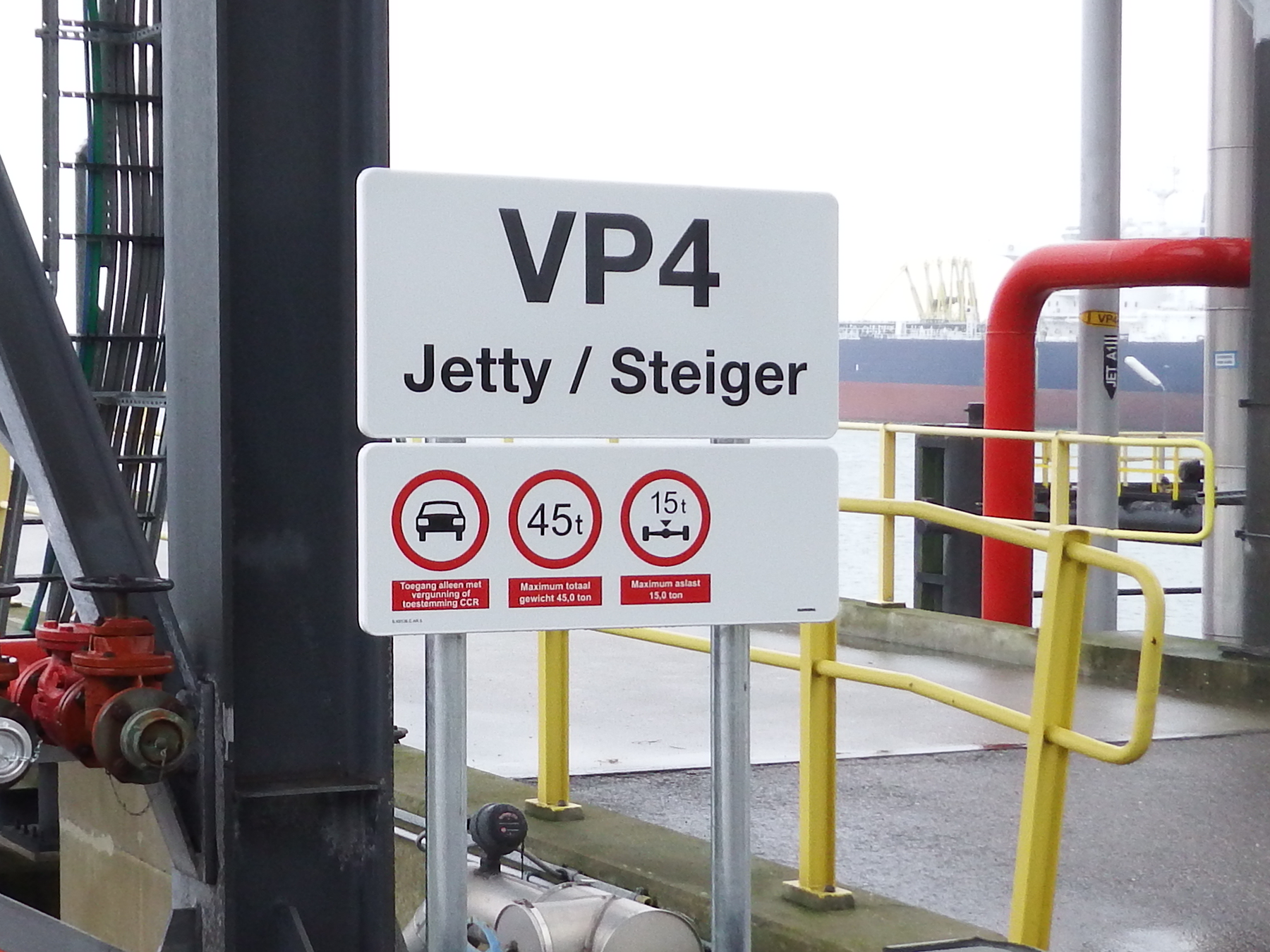 Verkehrsschilder Blomsma Signs & Safety GmbH