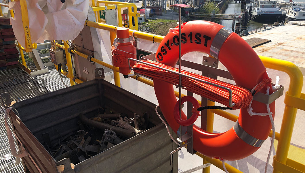 Equipment markings by Blomsma Signs & Safety