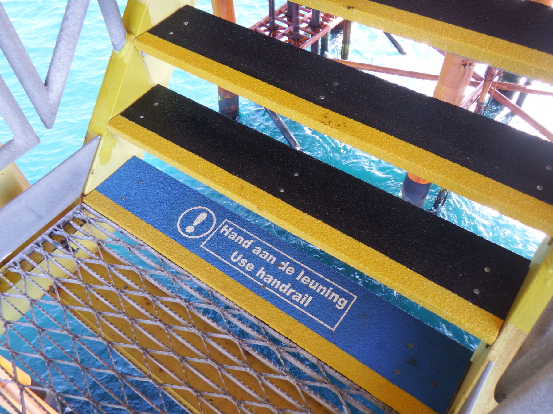 Antislip hand aan leuning panelen