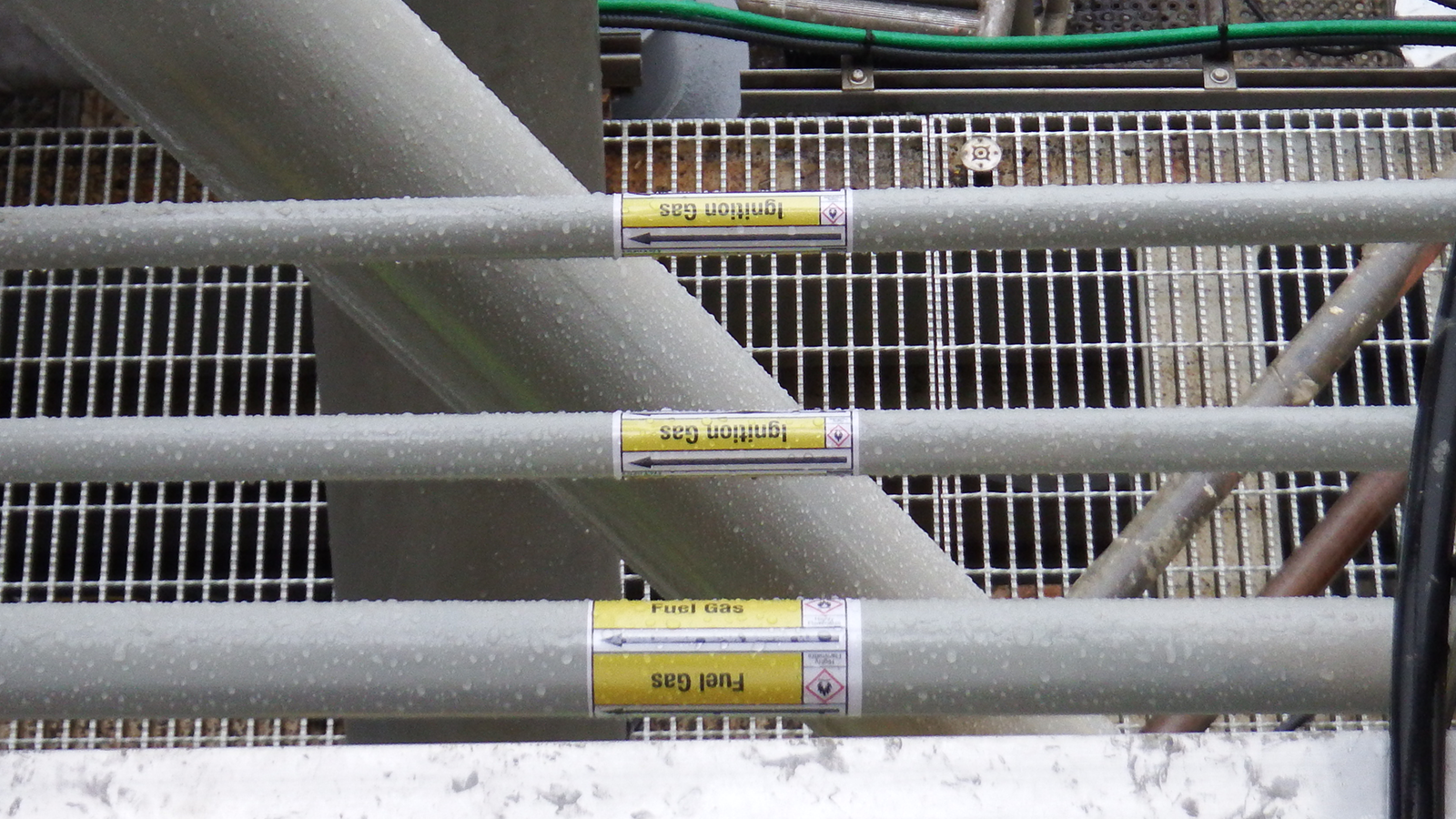 Marathon Oil Alba B3 Platform – Safety Signage by Blomsma Signs & Safety