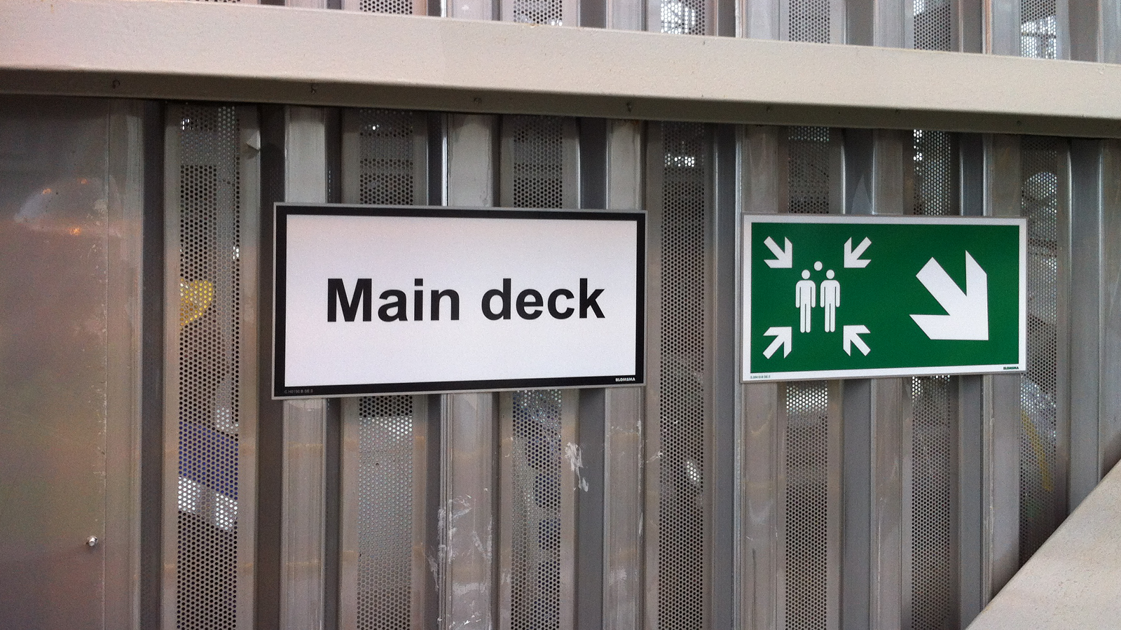 Marathon Oil Alba B3 Platform – Safety Signage by Blomsma Signs & Safety