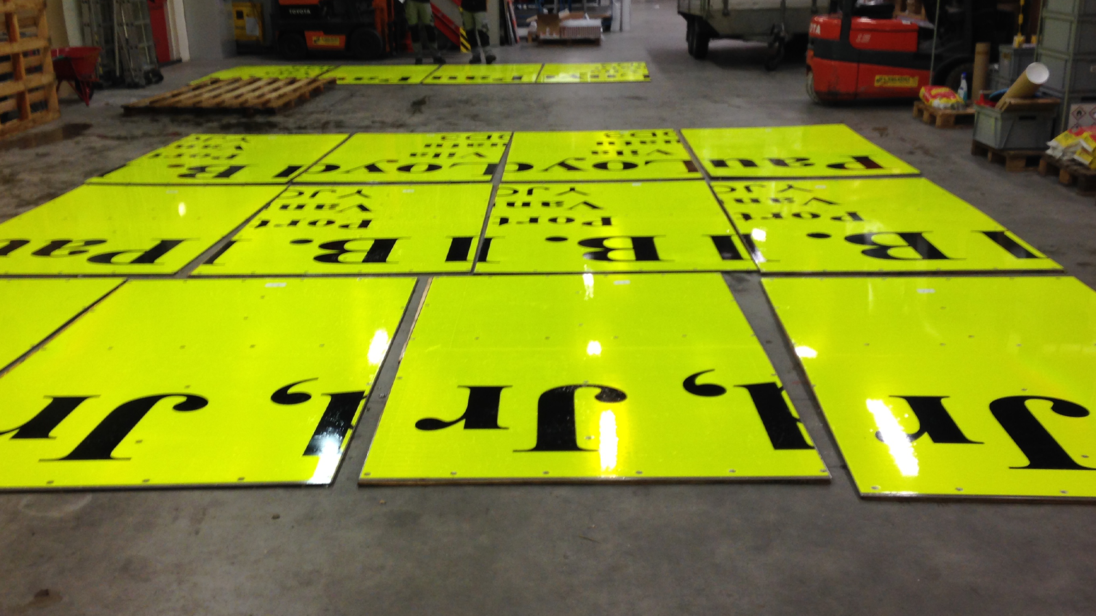 Paul B. Lloyd, Jr. platform – Platform Identificatie panelen door Blomsma Signs & Safety