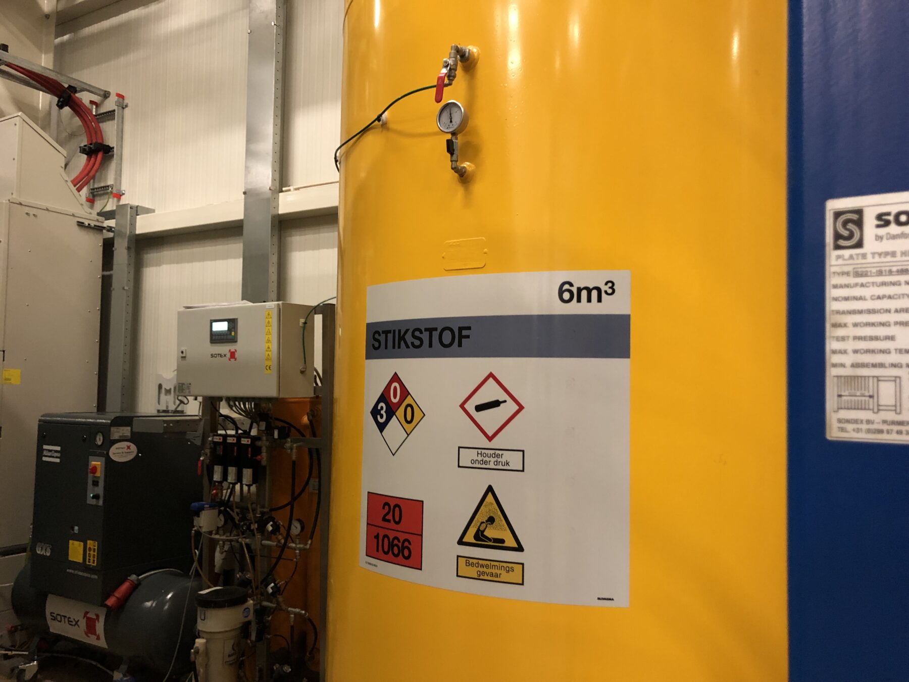 Tank Marking Blomsma Signs & Safety