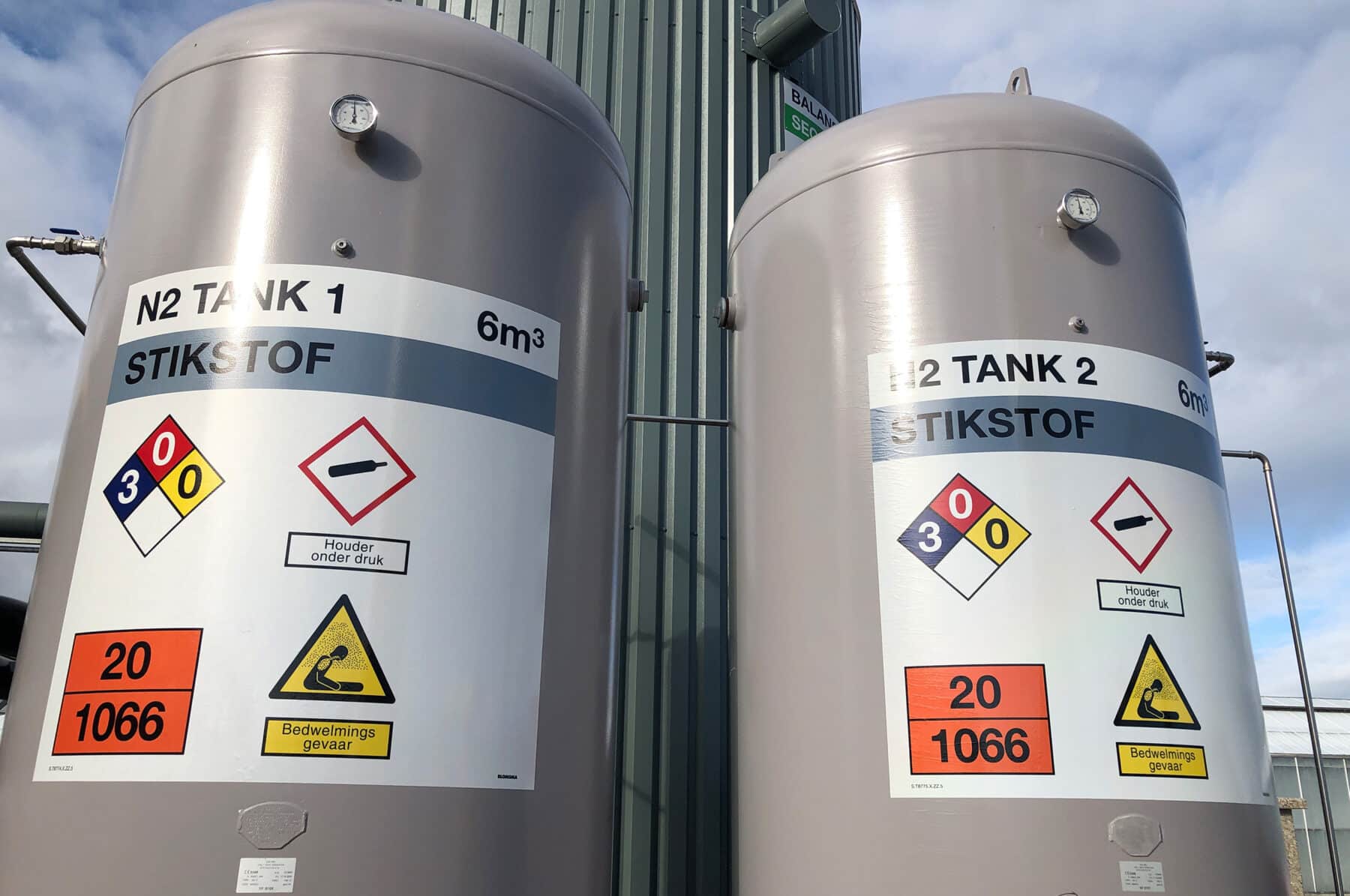 Veiligheidssignalering voor opslagtanks